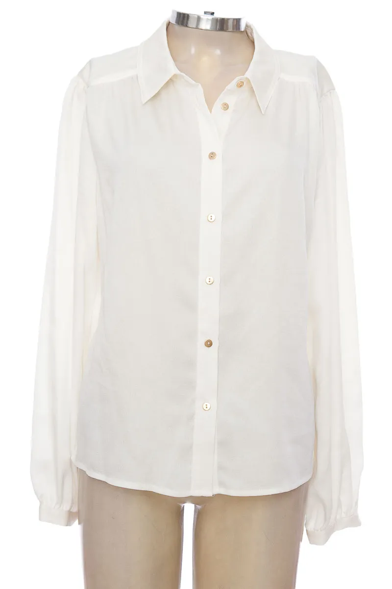 BLUSA COLOR BEIGE  BASEMENT