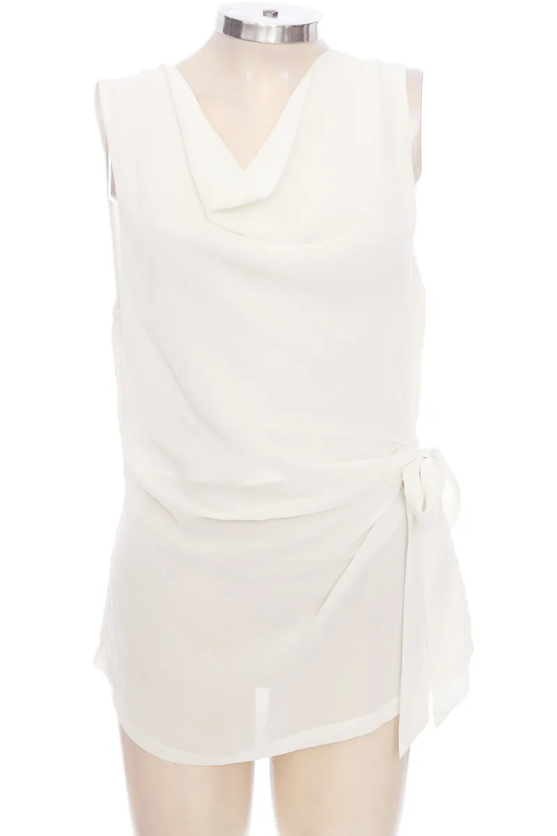 BLUSA COLOR BLANCO  ARMI