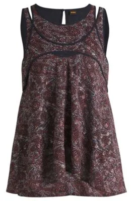 Blusa regular fit sin mangas con detalle solapado