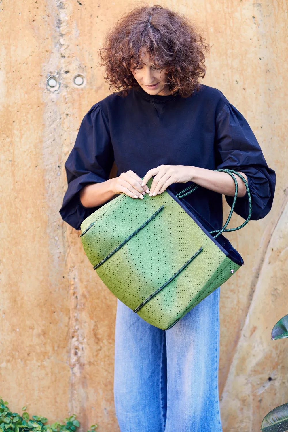 BOLSO DE NEOPRENO NEO  VERDE