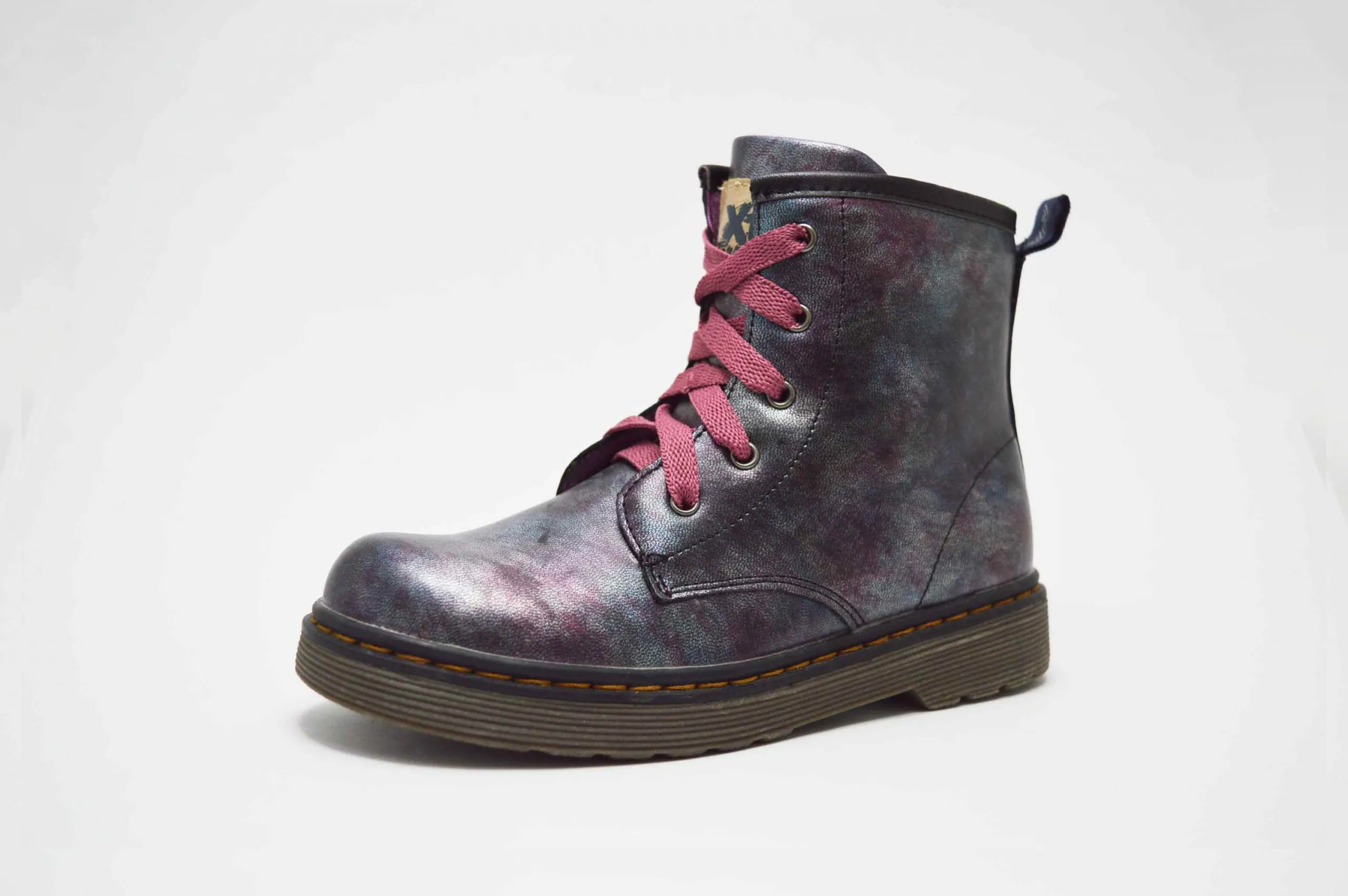 Botas estilo militar tonos metalizados