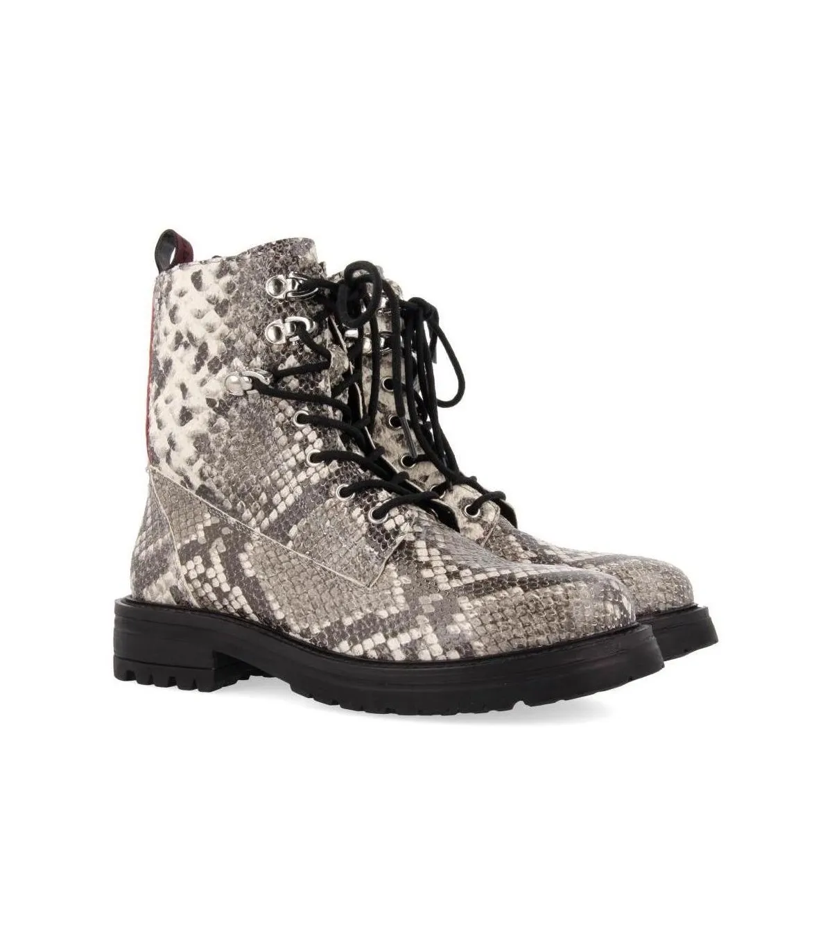 Botín de cordones en serpiente beige