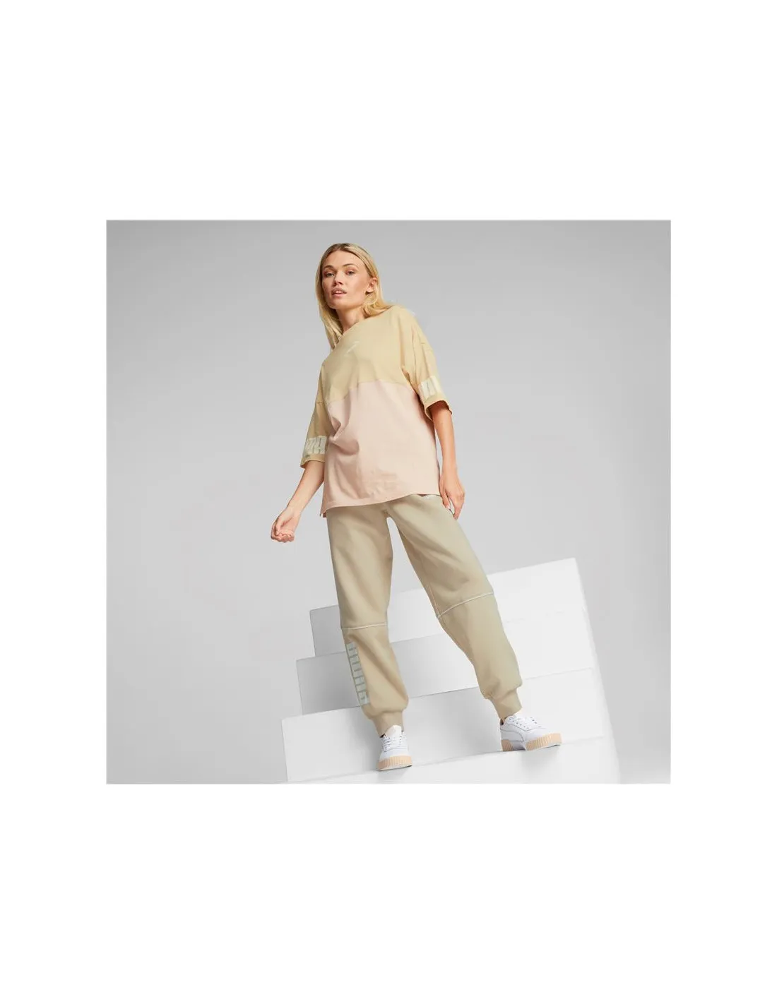 Camiseta Puma Power Colorblock Mujer Beige