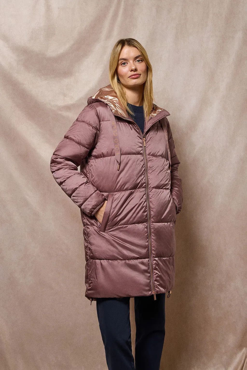 Chaqueta rosa taupe larga y acolchada Rose de capucha fija y detalles Polo Club