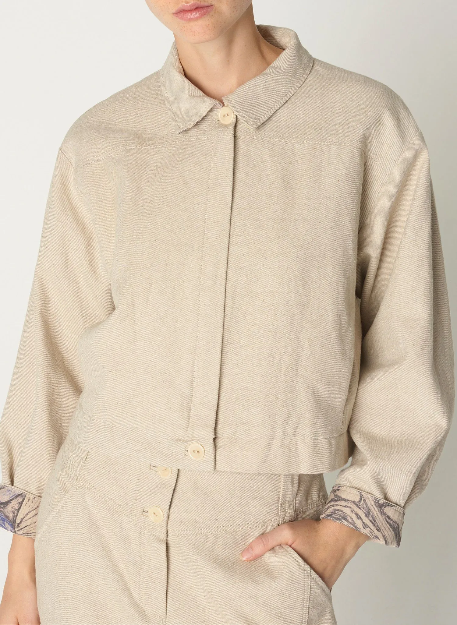 COTELAC Chaqueta recta de mezcla de algodón estampada en blanco