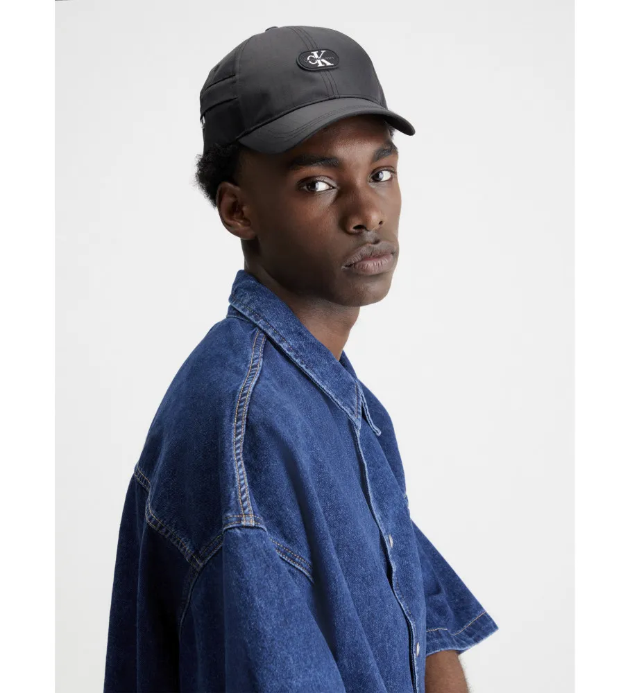 Gorra Metaforms negro