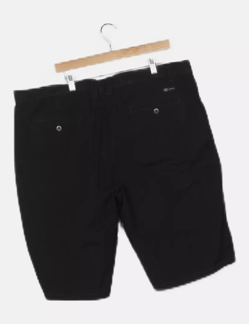 Koyote Jeans Bermuda negra básica