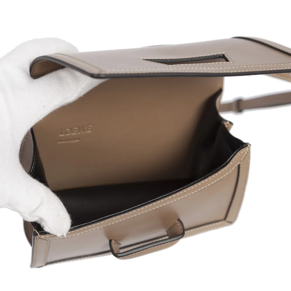 Loewe Bolso Barcelona Pequeño Visón