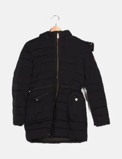 Massimo Dutti Abrigo negro acolchado