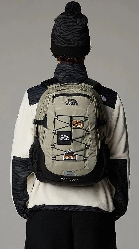 MOCHILA THE NORTH FACE BOREALIS CLASSIC  CLAY GREY/TNF BLACK