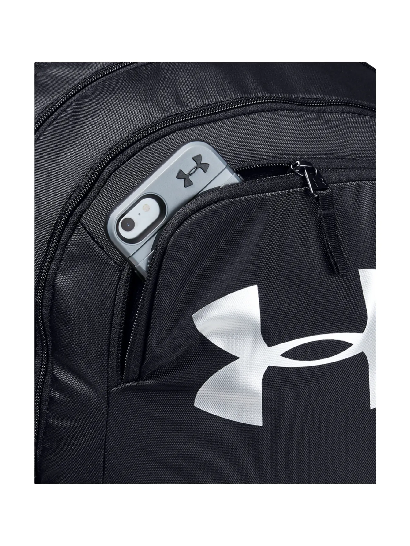 Mochila Under Armour Scrimmage Color Negro