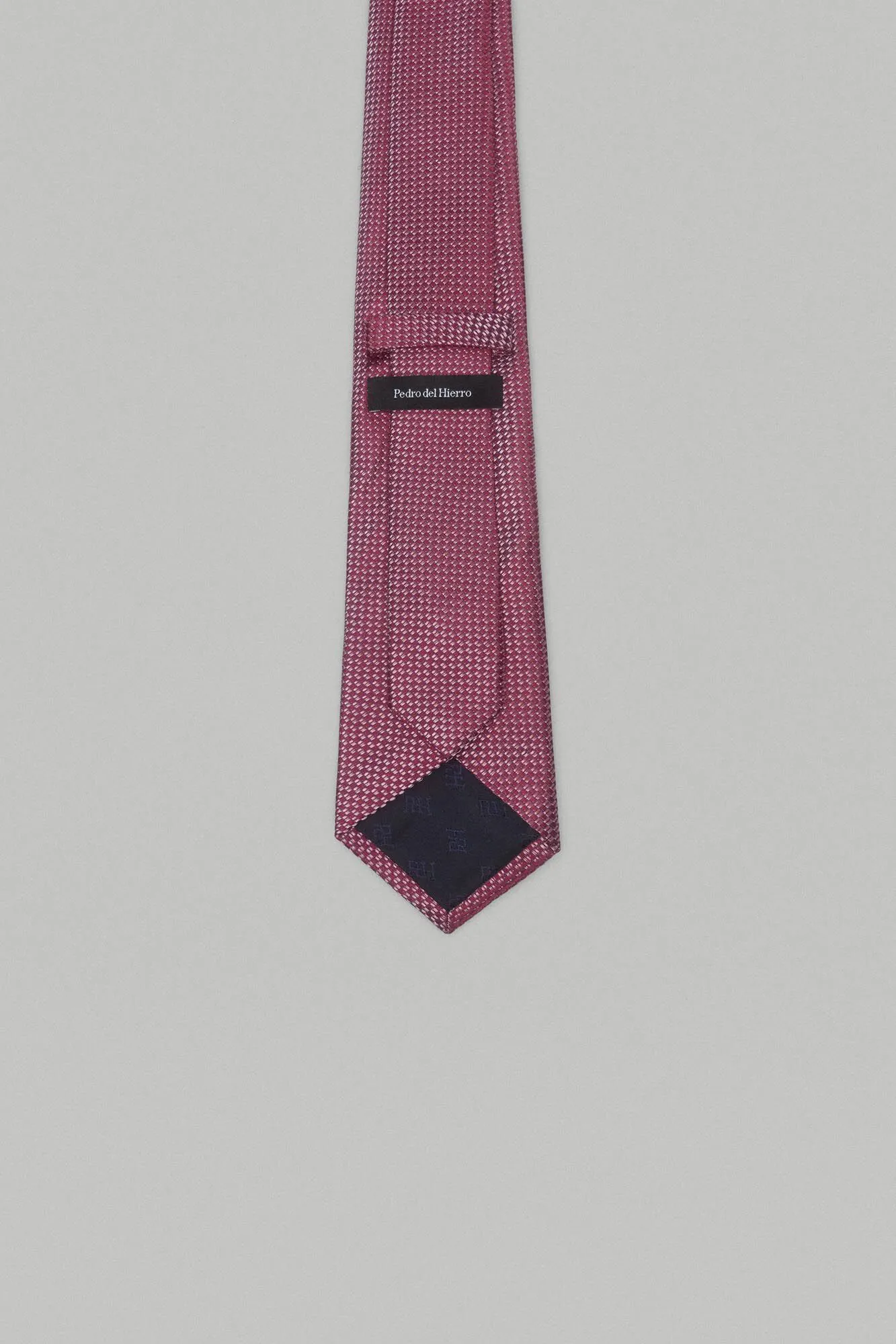 Natural silk tie