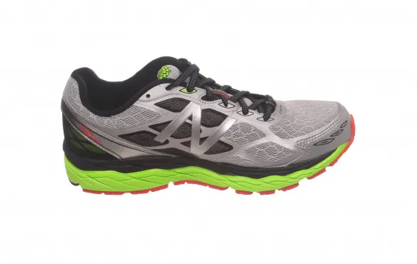 NEW BALANCE M880 V5