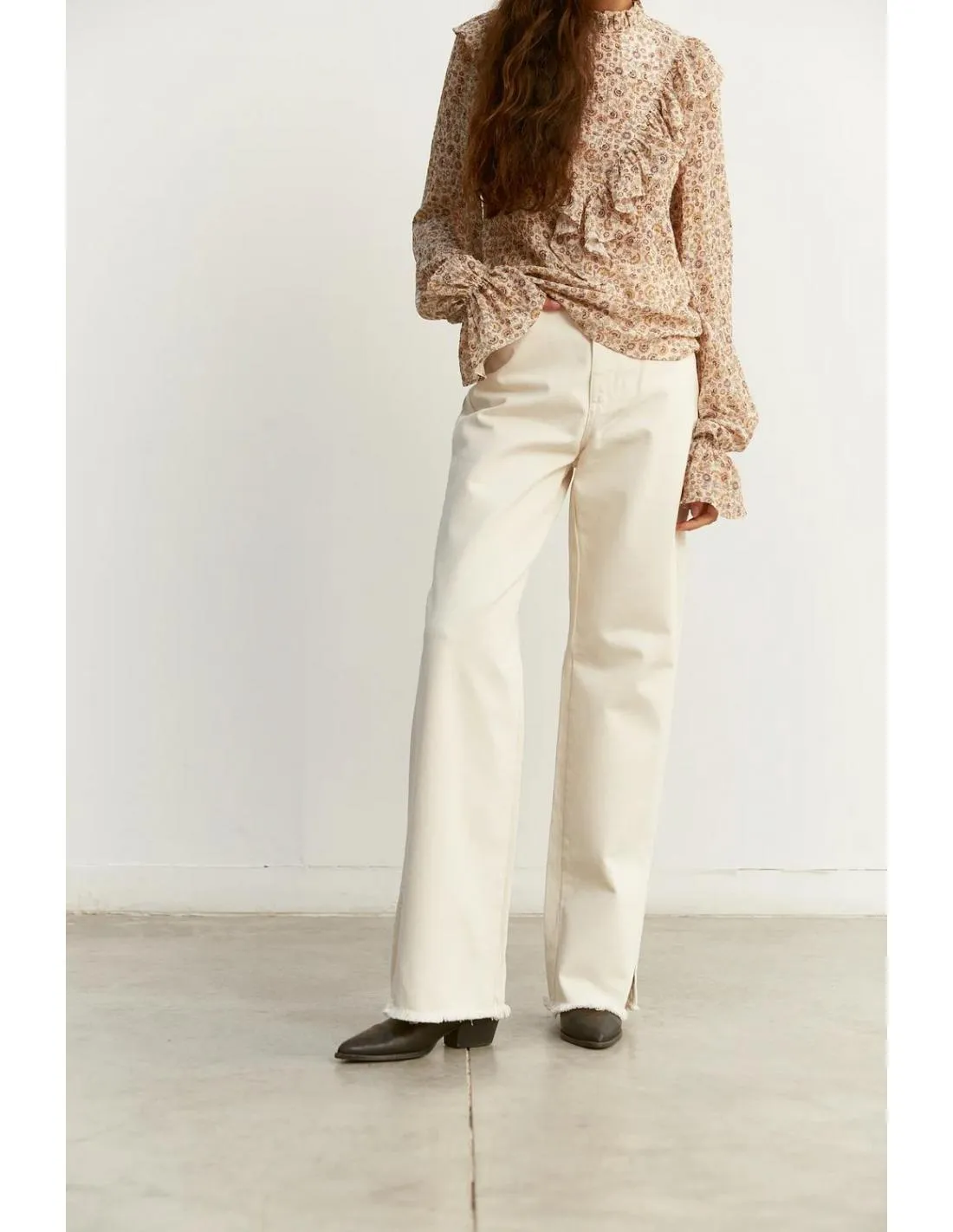 PANTALÓN LARGO ECRU NAME THE BRAND DANIELLE