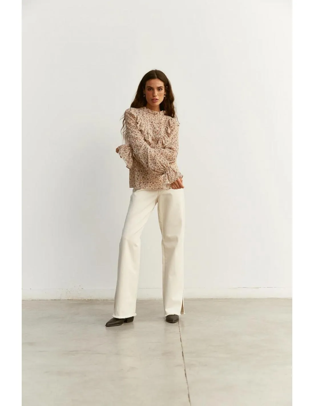 PANTALÓN LARGO ECRU NAME THE BRAND DANIELLE