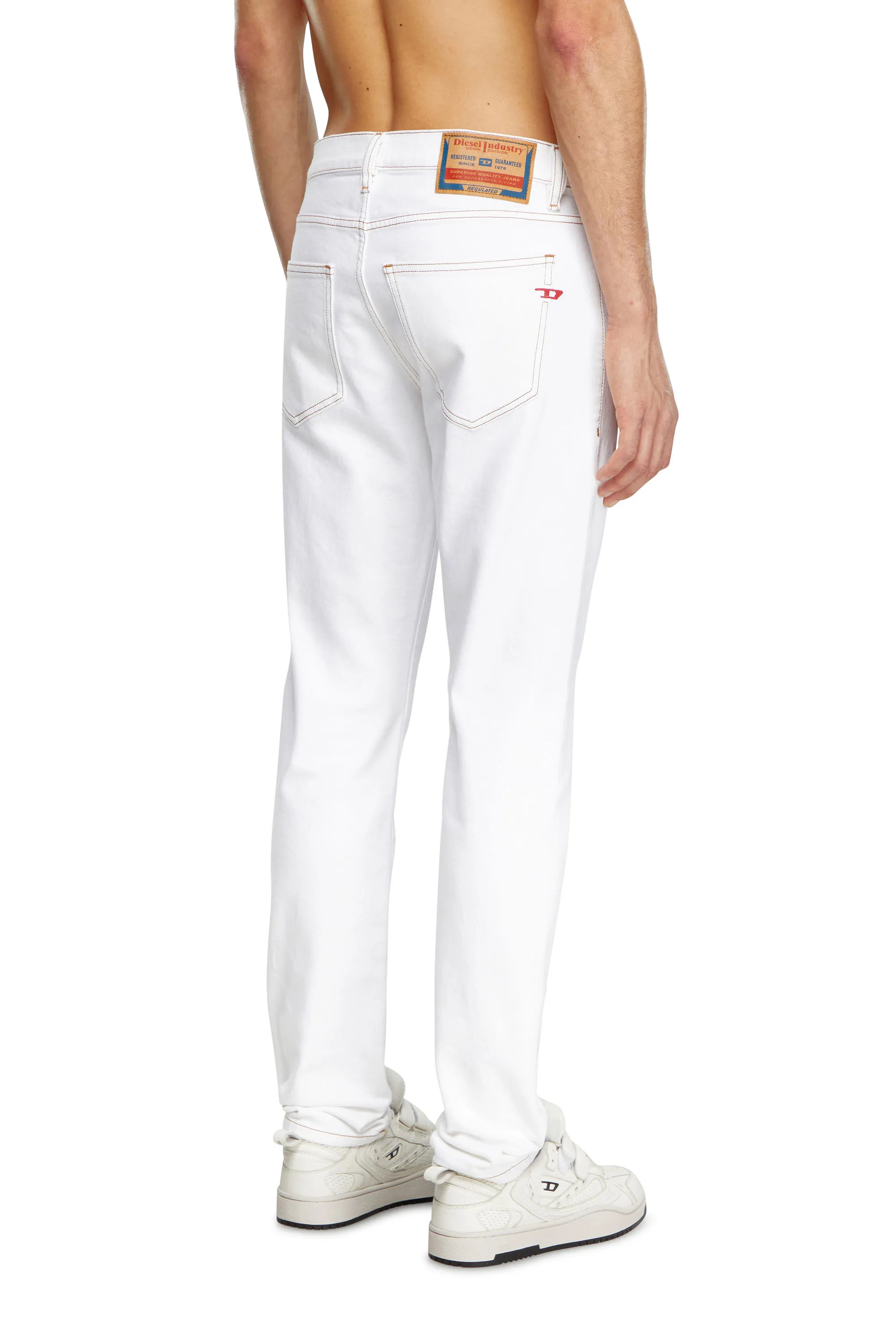 SLIM JEANS 2019 DSTRUKT 09K05