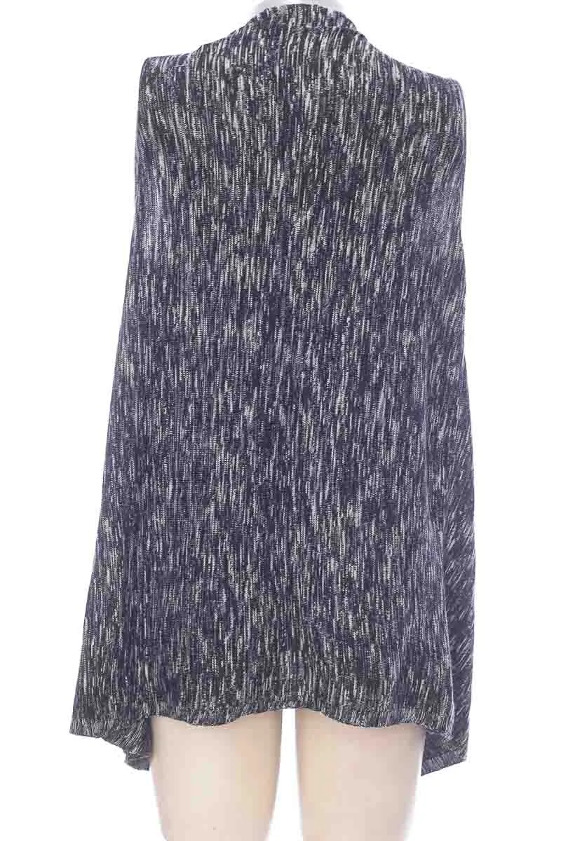 SWEATER COLOR NEGRO  ATMOSPHERE