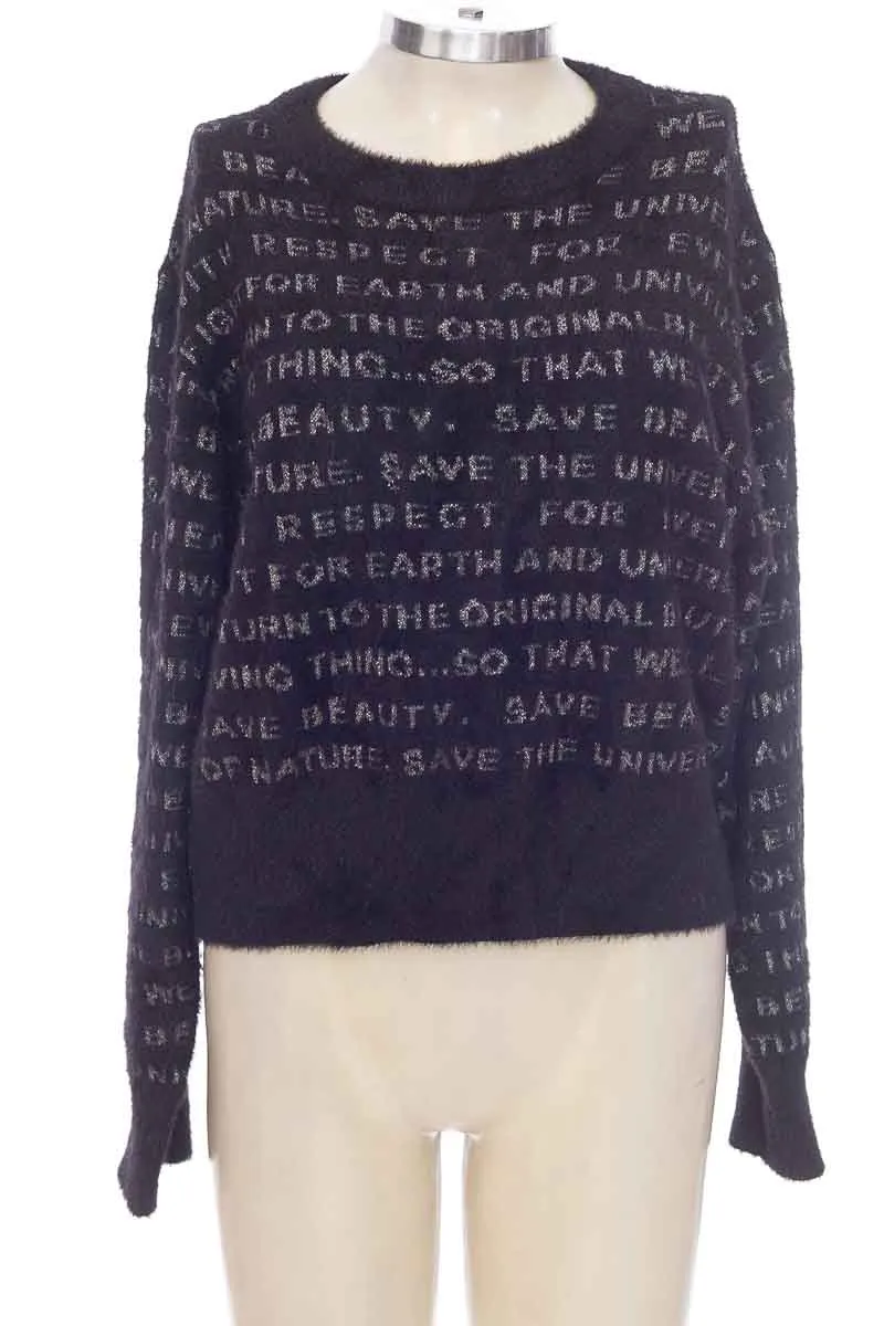 SWEATER COLOR NEGRO  DESIGUAL