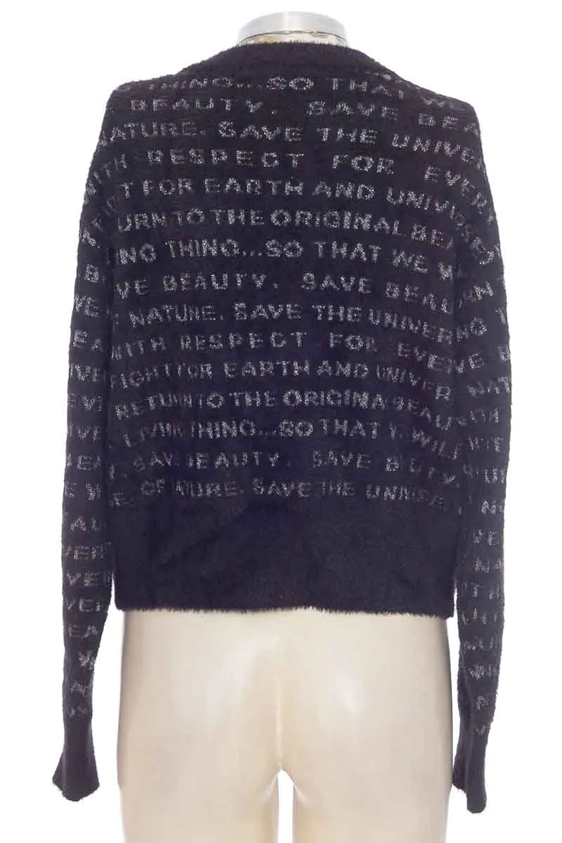 SWEATER COLOR NEGRO  DESIGUAL