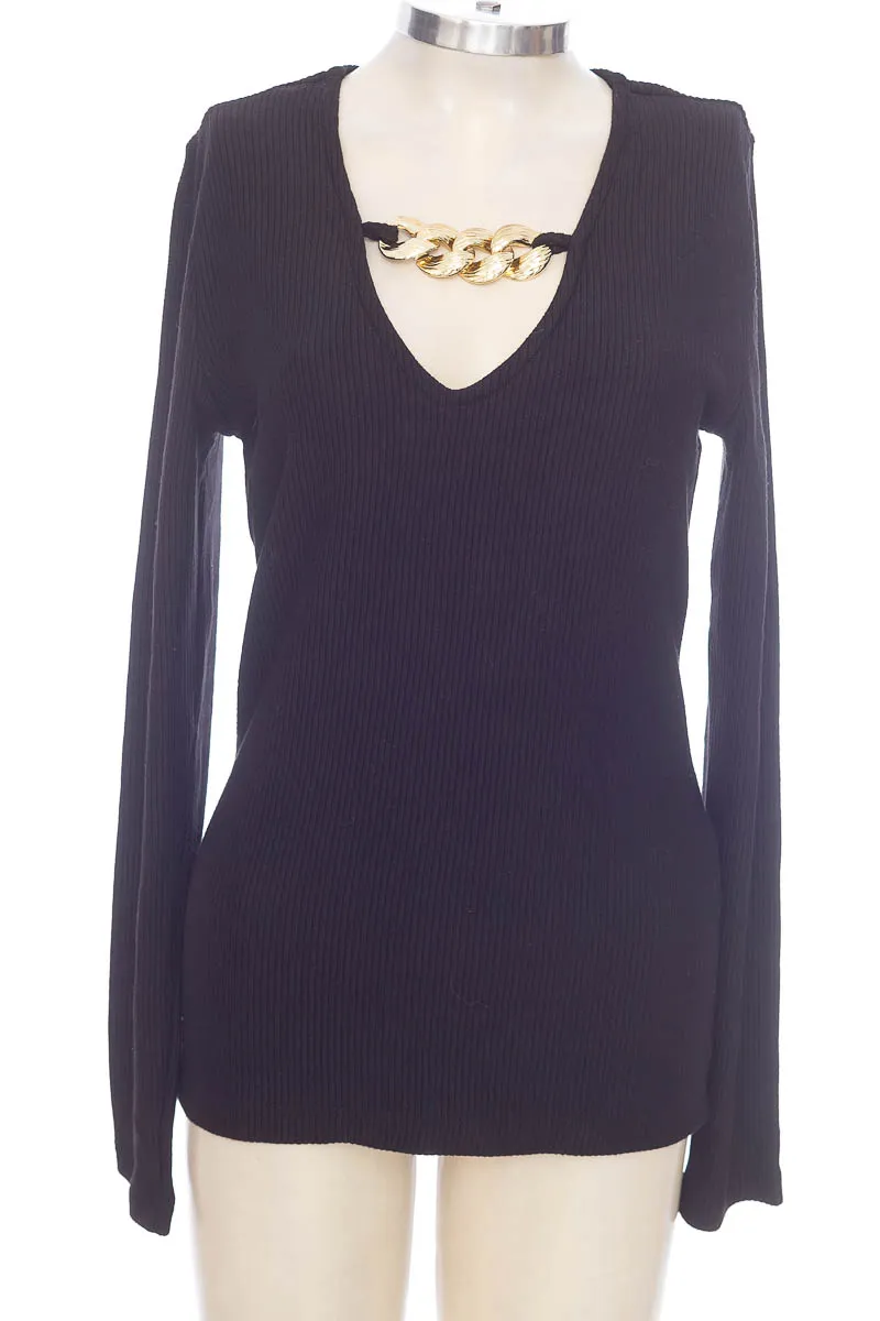 SWEATER COLOR NEGRO  ELA