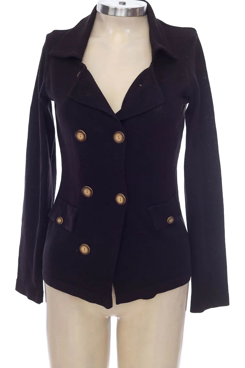 SWEATER COLOR NEGRO  TEJIESTILO