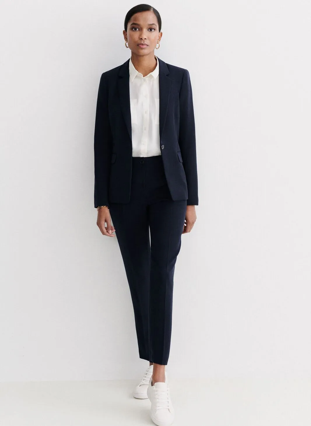 VANTEA  CHAQUETA AJUSTADA CON CUELLO DE SASTRE EN AZUL
