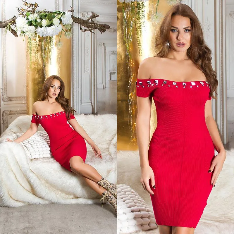 Vestido de punto ajustado en color rojo 