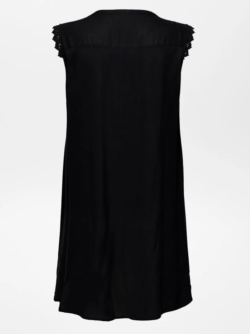 VESTIDO VAPOROSO CON SISAS DE ENCAJE 'ONLY CARMAKOMA'  NEGRO
