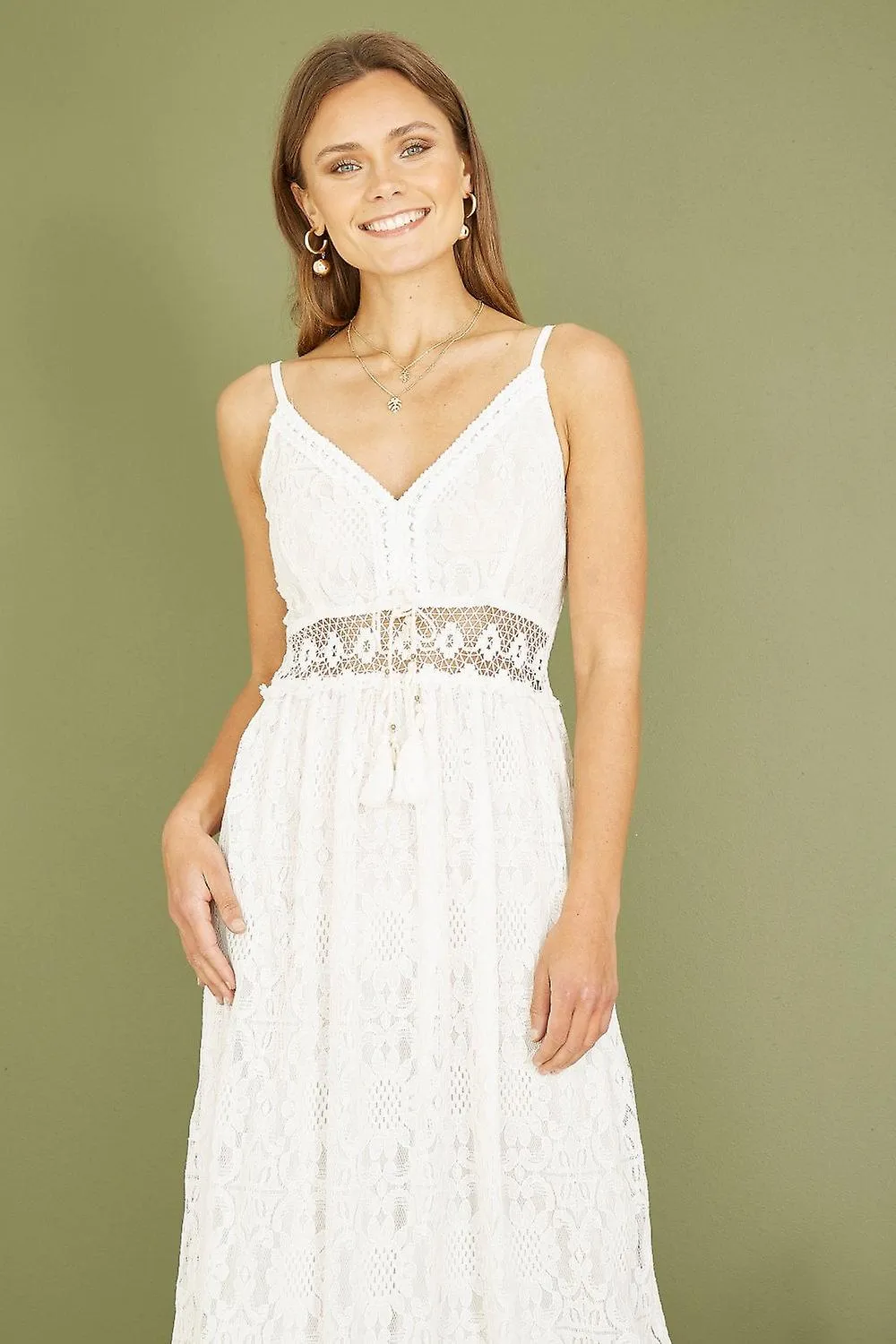 Women's Yumi White Lace Midi Sundress With Tassel Tie And Ruched Back