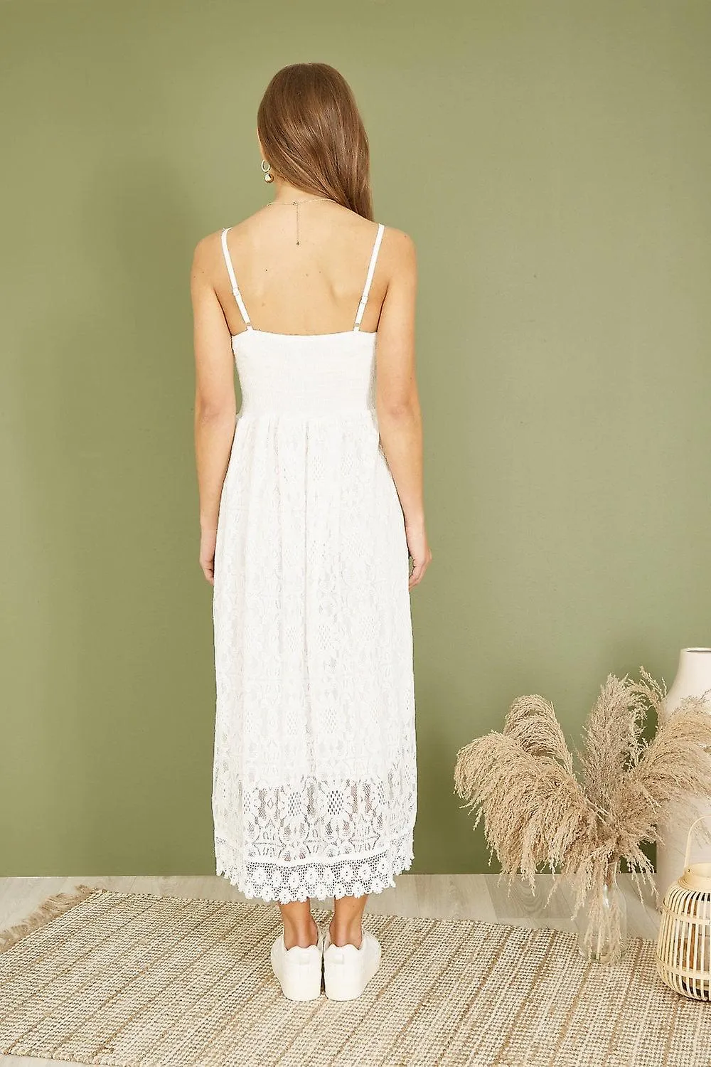 Women's Yumi White Lace Midi Sundress With Tassel Tie And Ruched Back