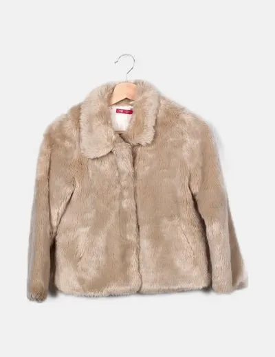 YD Abrigo beige efecto pelo