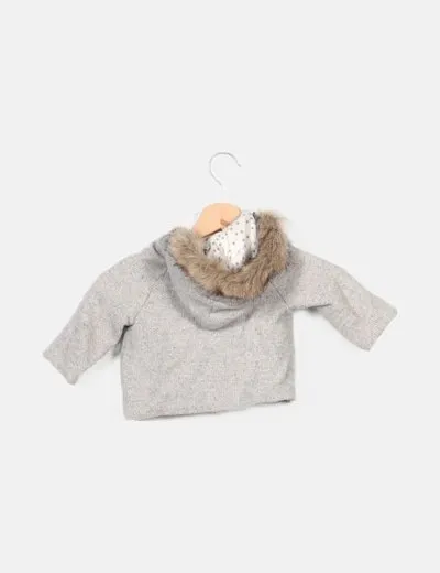 Zara Abrigo gris punto capucha